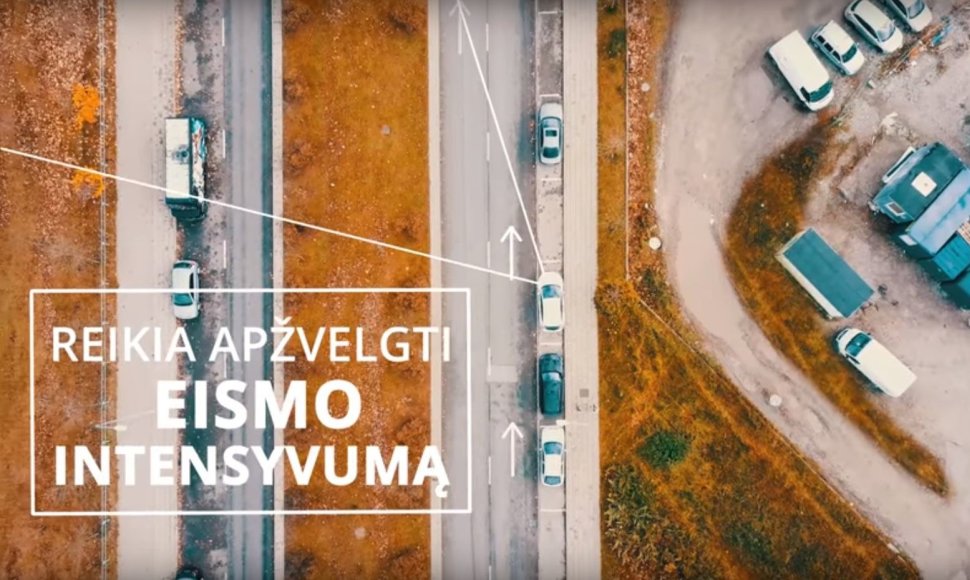 Vairuotojai turi stebėti, kas vyksta aplink