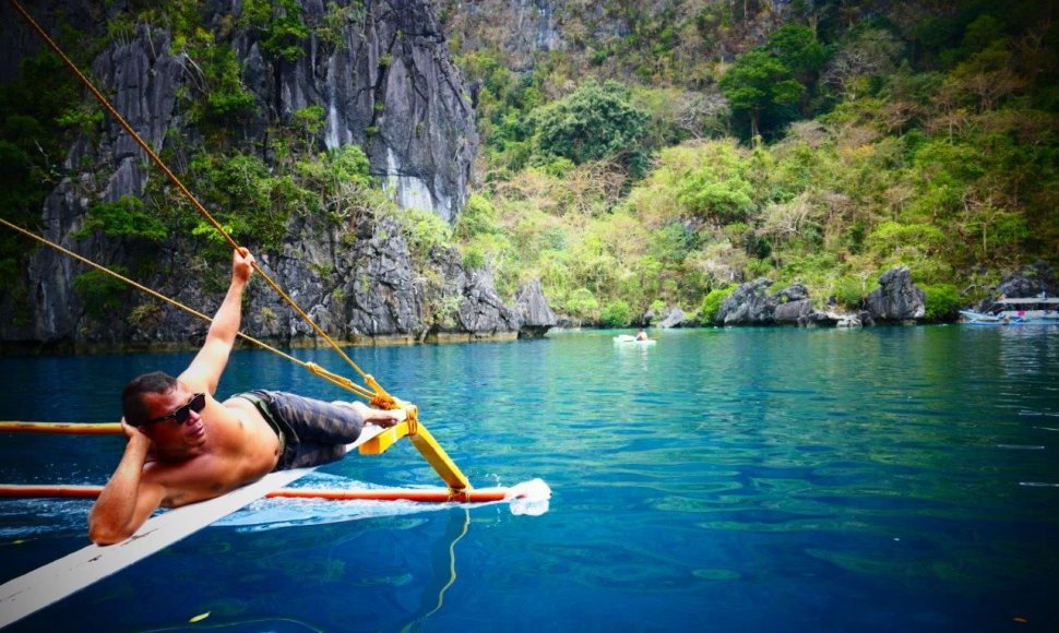 Filipinai, El Nido. Kapitonas ilsisi