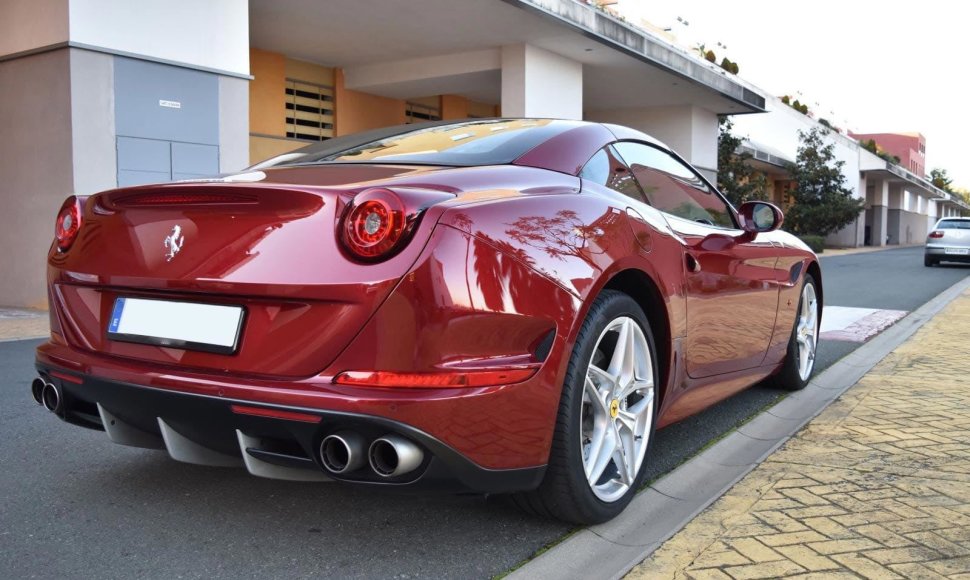 „Ferrari California“