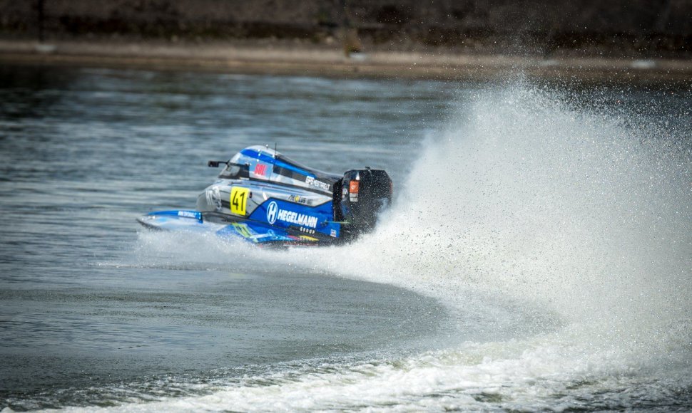 Edgaras Riabko apgynė F-2 vandens formulių Europos čempiono vardą