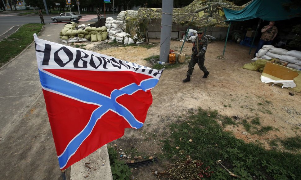 Prorusiški teroristų vėliava rytų Ukrainoje