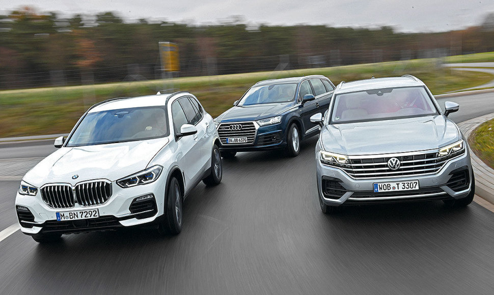 „Auto Bild“ palygino BMW X5, Audi Q7 ir „Volkswagen Touareg“ 