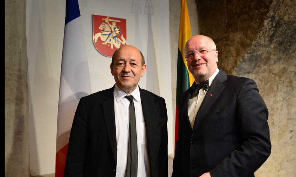 Prancūzijos gynybos ministro  Jeano Yves'o Le Driano susitikimas su Juozu Oleku
