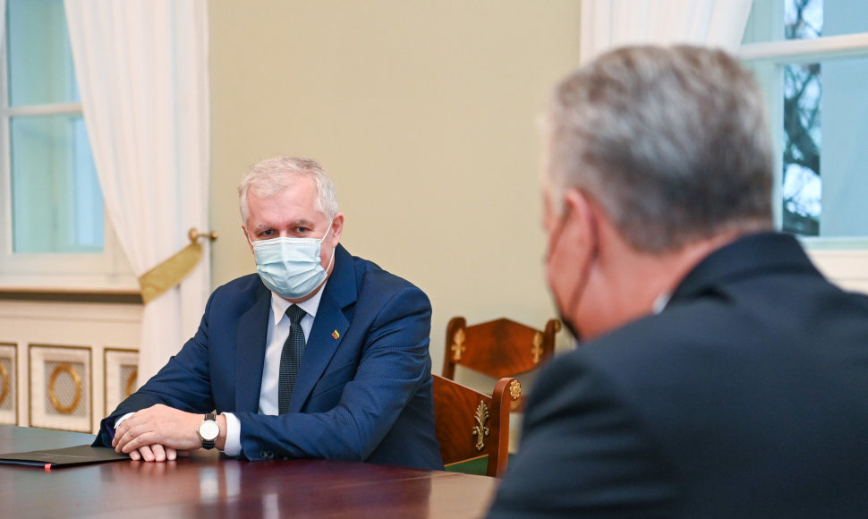 Prezidentas susitiko su kandidatu į krašto apsaugos ministrus Arvydu Anušausku