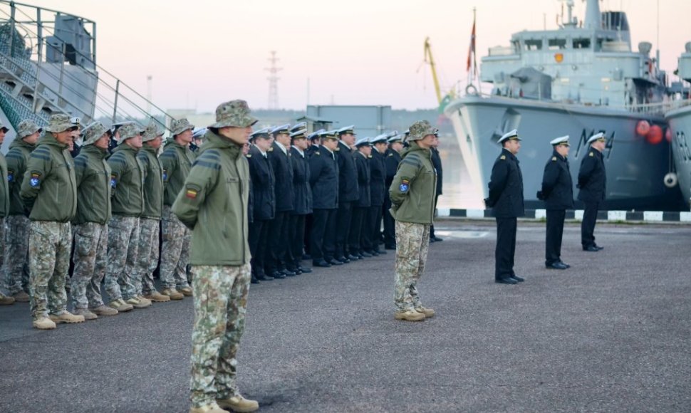 Į tarptautinę operaciją „Atalanta“ išlydėta nauja Lietuvos karių pamaina