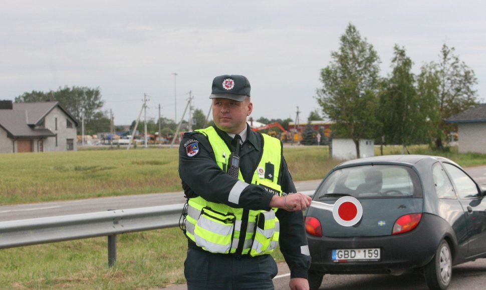 Policijos reidas