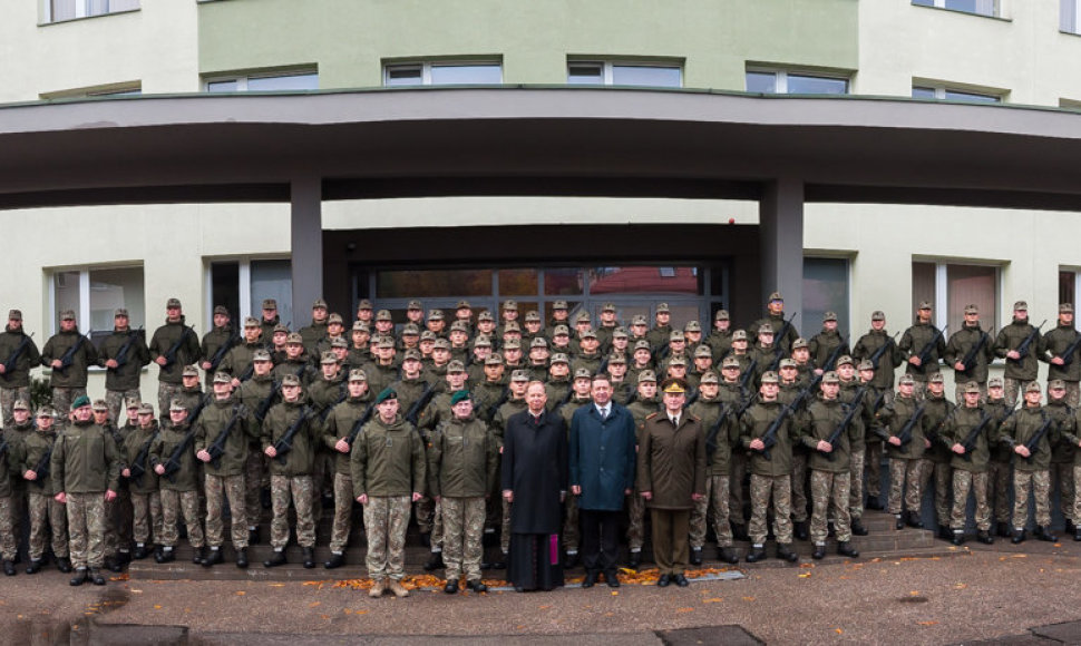 Tarnauti Lietuvos valstybei prisiekė rekordinis skaičius kariūnų
