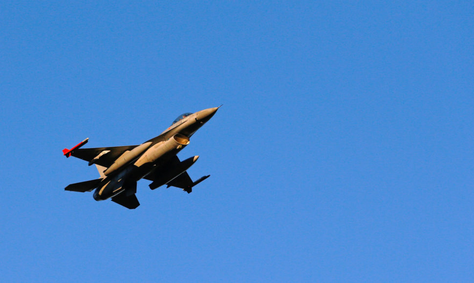 Belgų naikintuvas F-16
