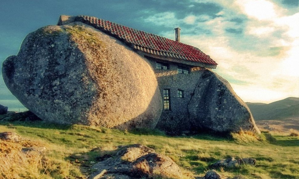 „Akmenų namas“ Portugalijoje