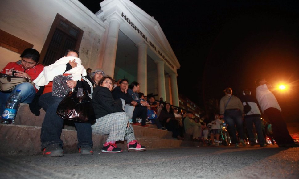 Čilėjo po žemės drebėjimo evakuoti žmonės