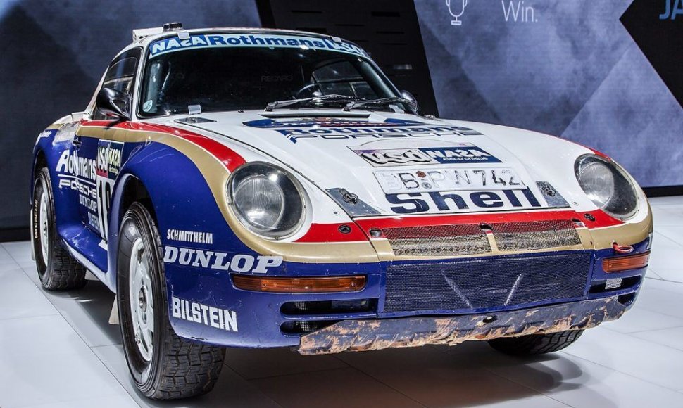 Porsche 959 savo šlovės valandos sulaukė 1986-ųjų Paryžiaus-Dakaro ralyje