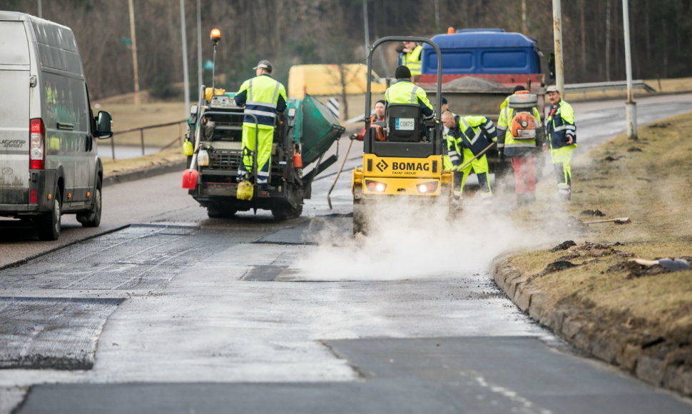 Vilniuje prasidėjo gatvių remonto darbai – asfaltuos 80 km gatvių