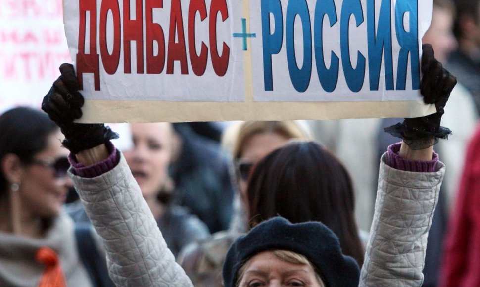 Donecke protestuotojai kvietė sugrįžti V.Janukovyčių
