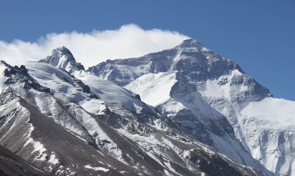 10. Everestas iš bazinės stovyklos