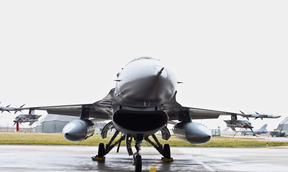 Belgų naikintuvai F-16 „Fighting Falcon“