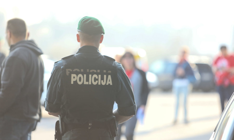 Policija