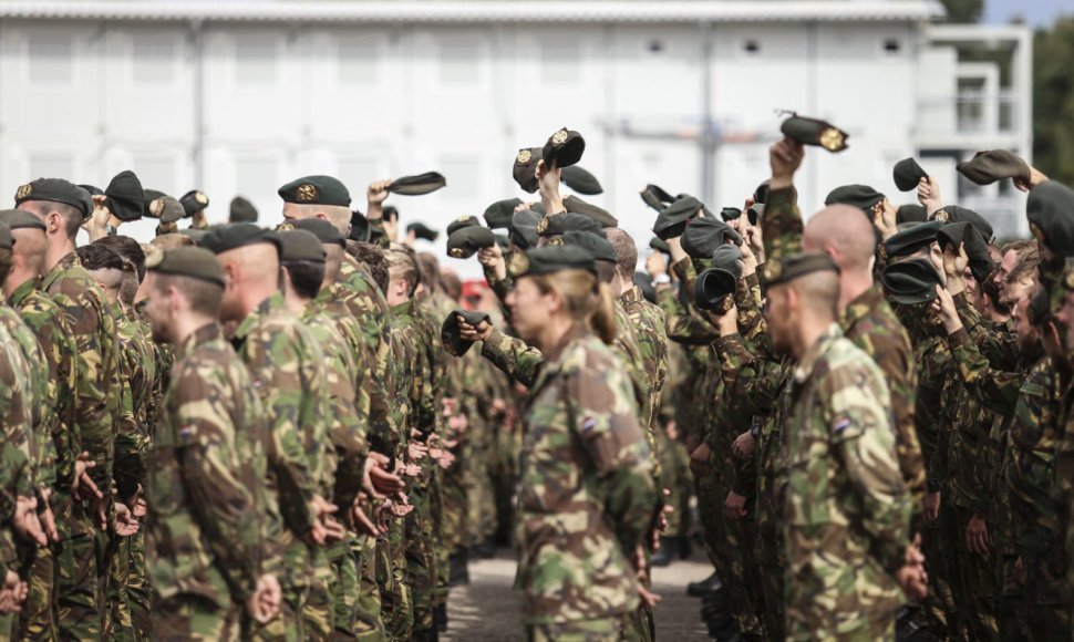 Rukloje vyko NATO priešakinių pajėgų bataliono kovinės grupės rotacijų ir vadovybės pasikeitimo ceremonija