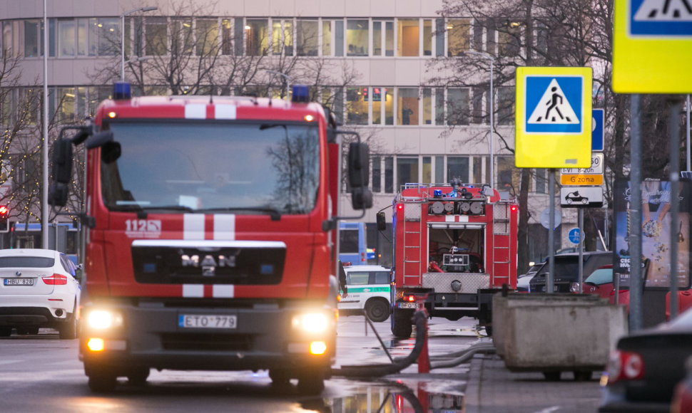 Vilniaus Gynėjų gatvėje degė namas