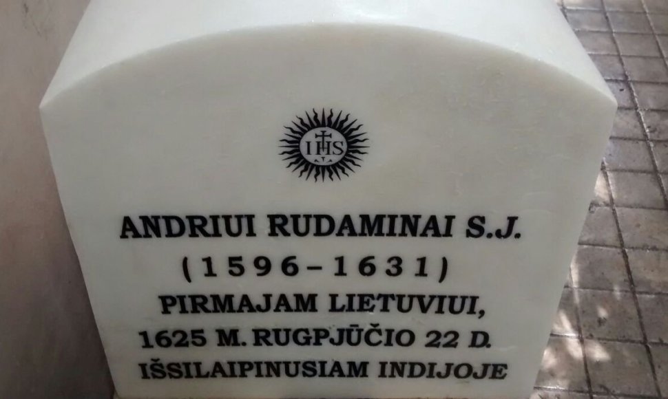 Paminklas Andriui Rudaminai Goa valstijoje Indijoje