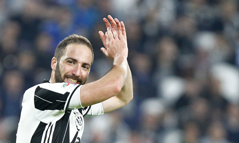 Gonzalo Higuainas