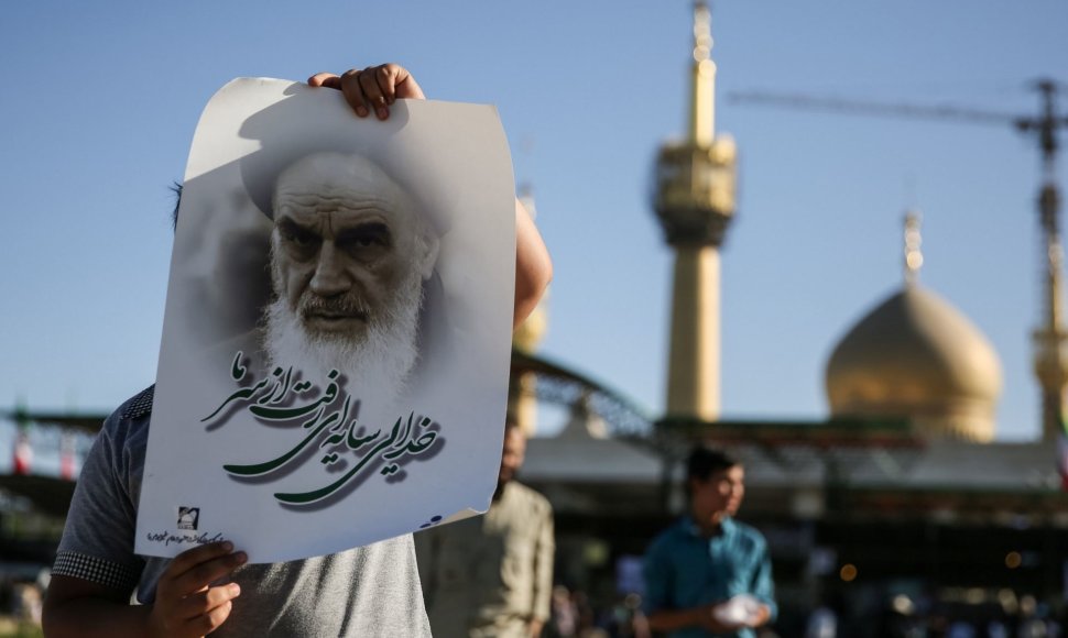 Irano islamo revoliucijos lyderio Ruhollah Khomeini mauzoliejus Teherano pietiniame rajone
