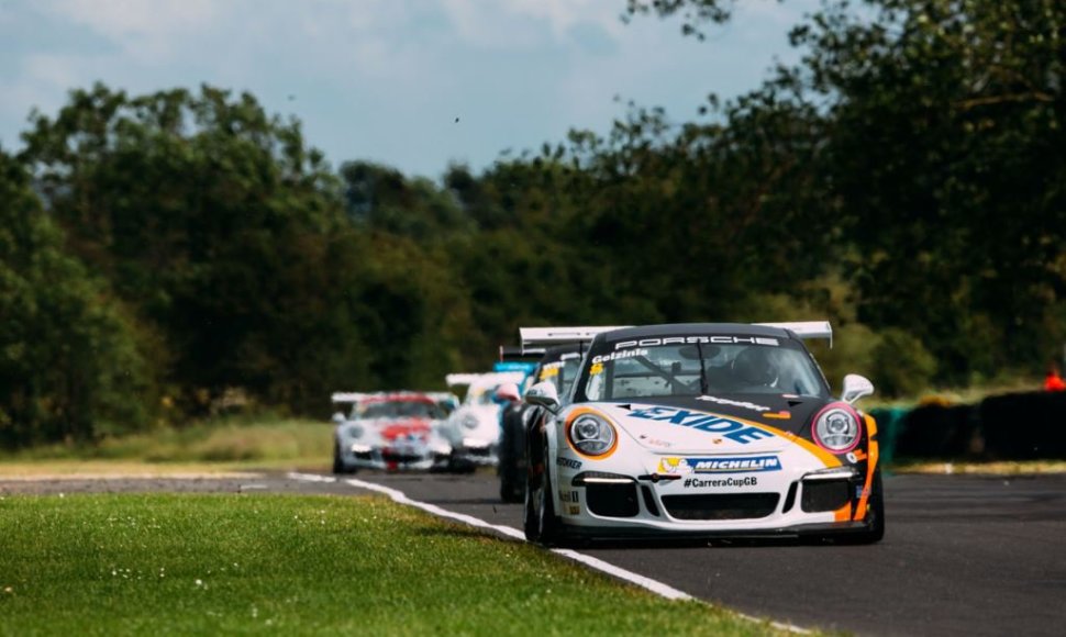 Didžiosios Britanijos „Porsche Carrera“ varžybos „Croft“ trasoje