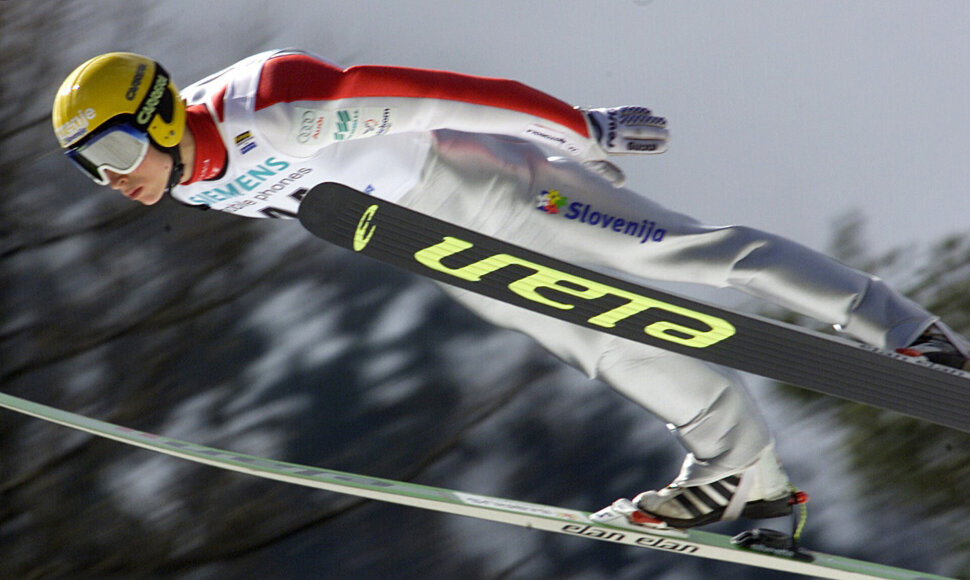 Igoris Medvedas pats yra dalyvavęs šuolių su slidėmis nuo tramplino varžybose.