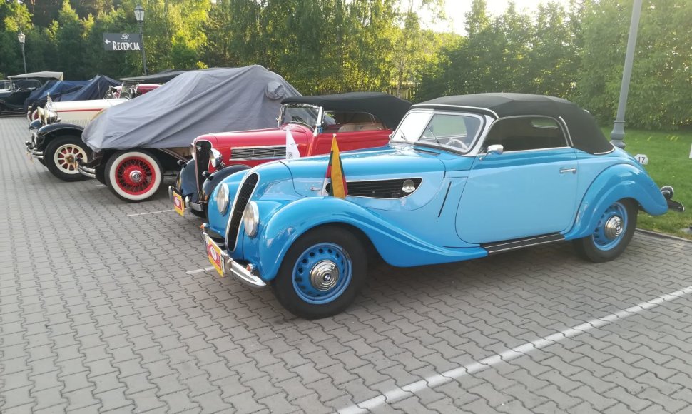 Istorinių automobilių, pagamintų iki 1945 metų, sąskrydis Lenkijoje