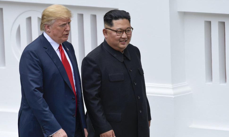 Kim Jong Unas ir Donaldas Trumpas