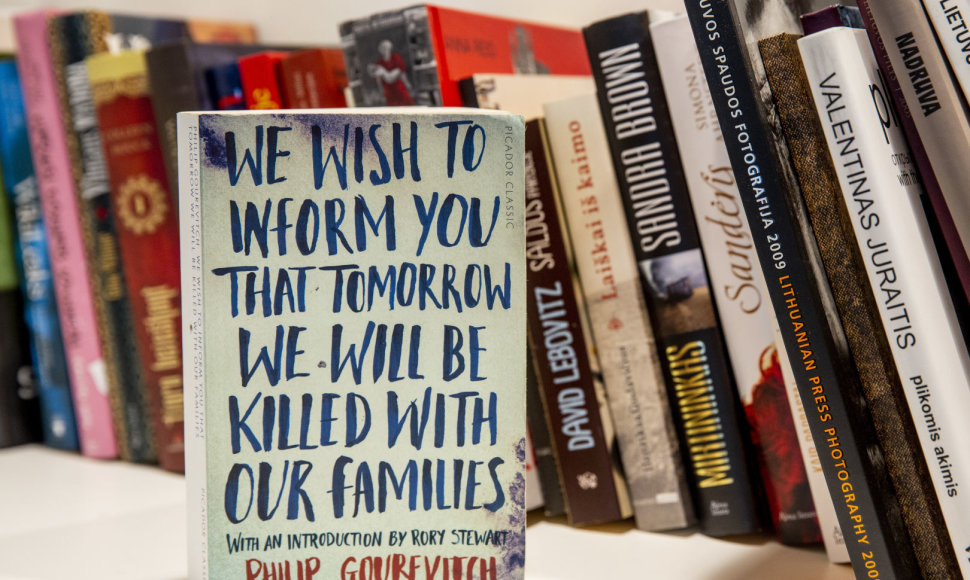 Knyga „Norėtumėme jus informuoti, kad rytoj būsime nužudyti su savo šeimomis“