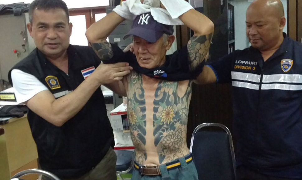 Tailando policijai susekti dešimtmetį besislapsčiusį bėglį padėjo jo tatuiruotės