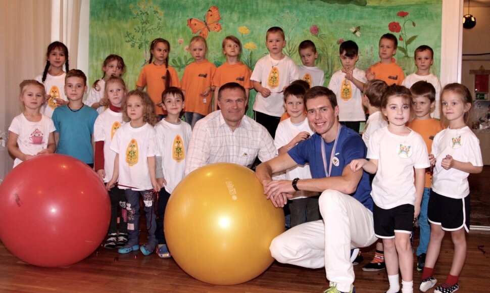 Virgilijus Alekna apsilankė Vilniaus specialiajame lop&scaron;elyje-darželyje.