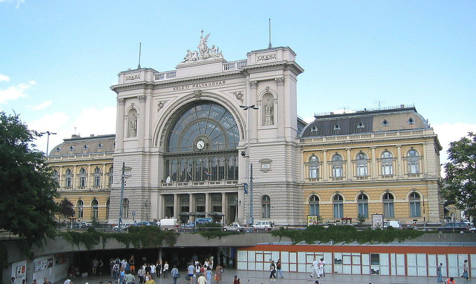 Budapešto traukinių stoties pastatas