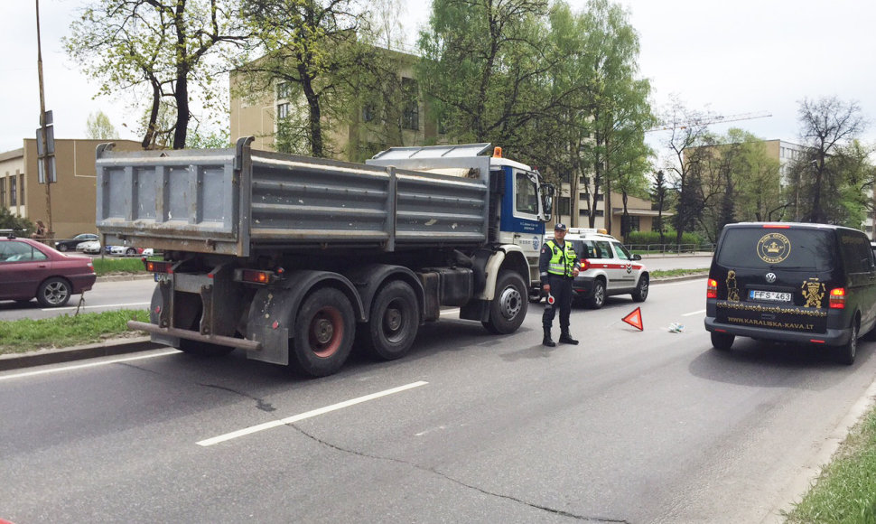 Avarija Geležinio Vilko gatvėje, Vilniuje.