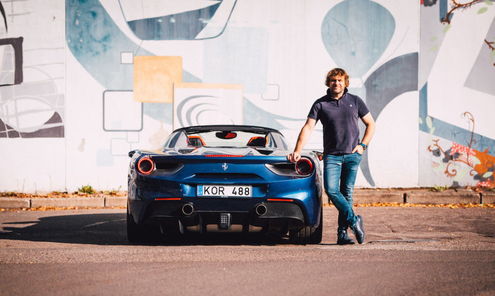 „Ferrari 488 Spider“ ir Benediktas Vanagas