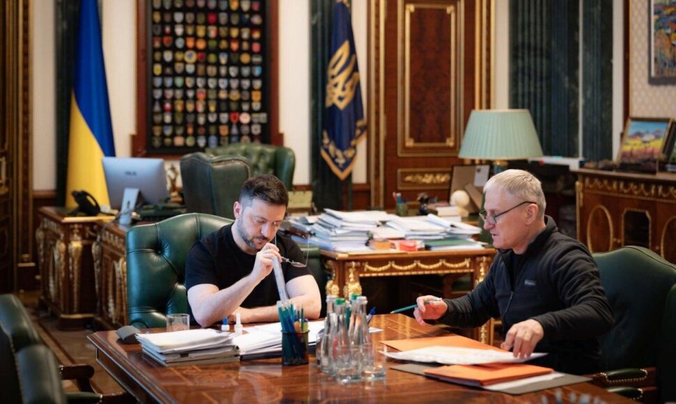 Volodymyras Zelenskis, Olehas Iva&scaron;čenka