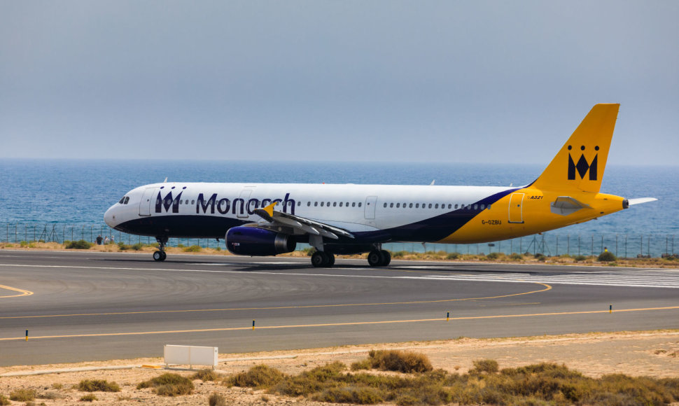 „Monarch airlines“ lėktuvas