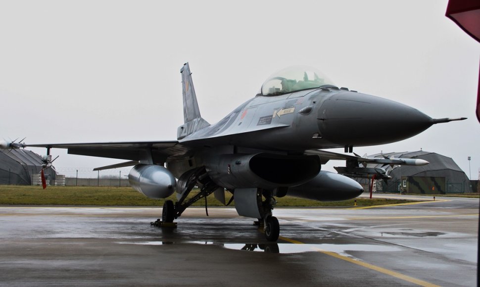 Belgų naikintuvai F-16 „Fighting Falcon“