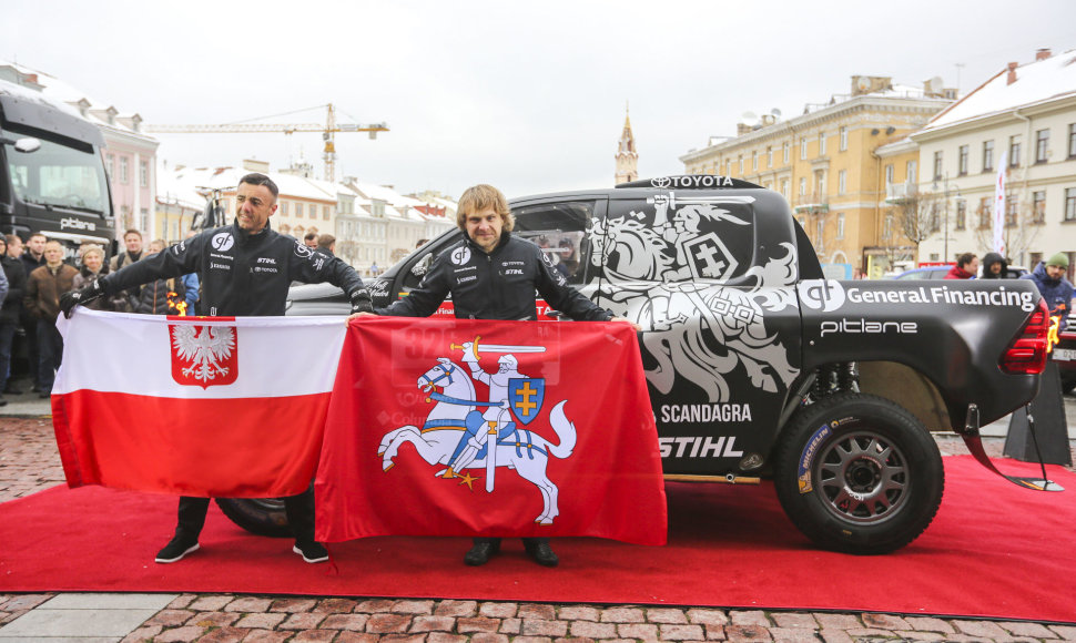 Pristatytas naujasis Benedikto Vanago automobilis, kuriuo jis lenktyniaus Dakaro ralyje