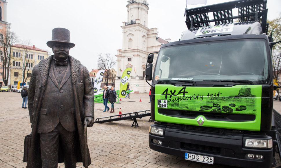 Lietuvos metų automobilio konkurso rinkimų atidarymas