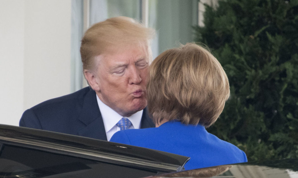 Donaldas Trumpas ir Angela Merkel