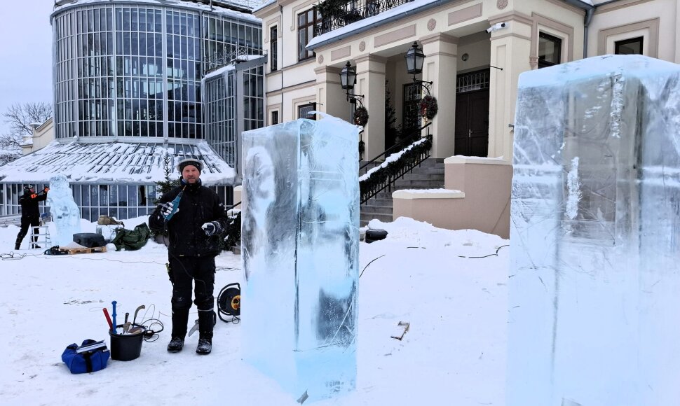 Ledo skulptūrų parkas Kretingoje