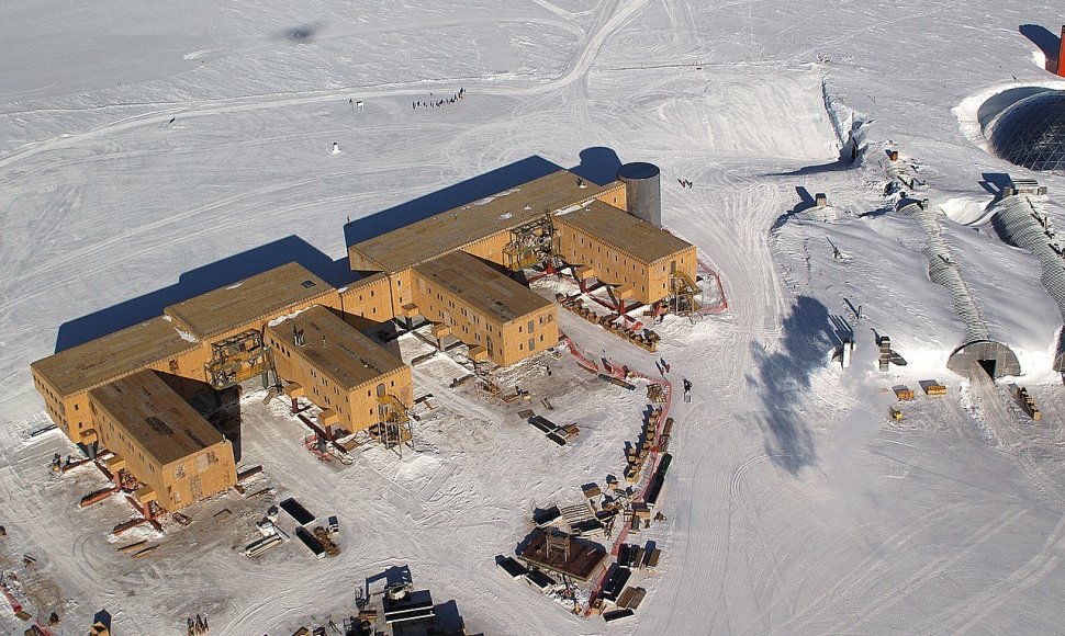 Amundseno Skoto Pietų ašigalio poliarinė stotis