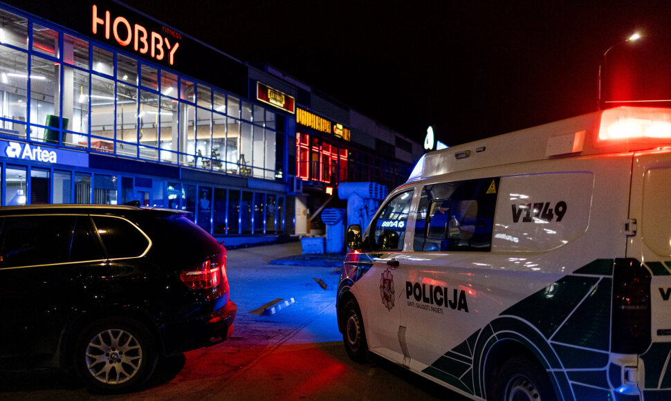 I&scaron;puolis banko skyriuje Vilniuje: policija mieste gaudo dujomis ginkluotą įtariamąjį