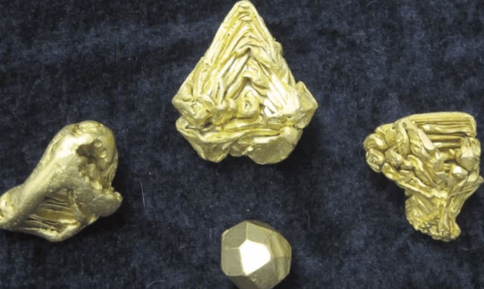 Aukso monokristalai