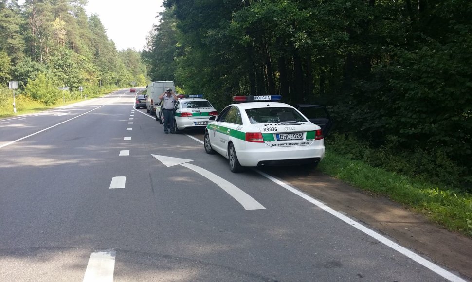 Policijos reidas