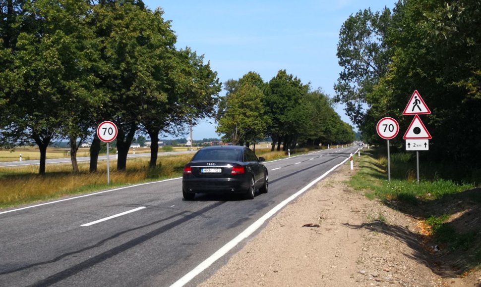 13-asis kelio A13 kilometras, važiuojant į Klaipėdos į Palangą