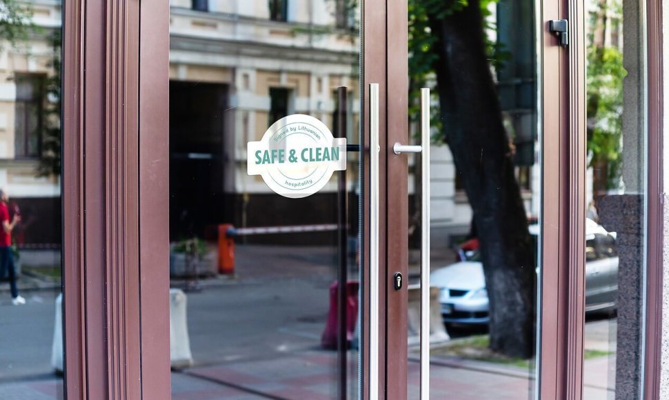 Naujas ženklas „Safe and Clean“