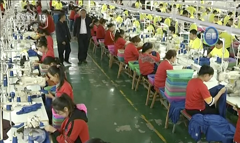 Rūbų siuvimo fabrikas Hotano mieste Sindziange