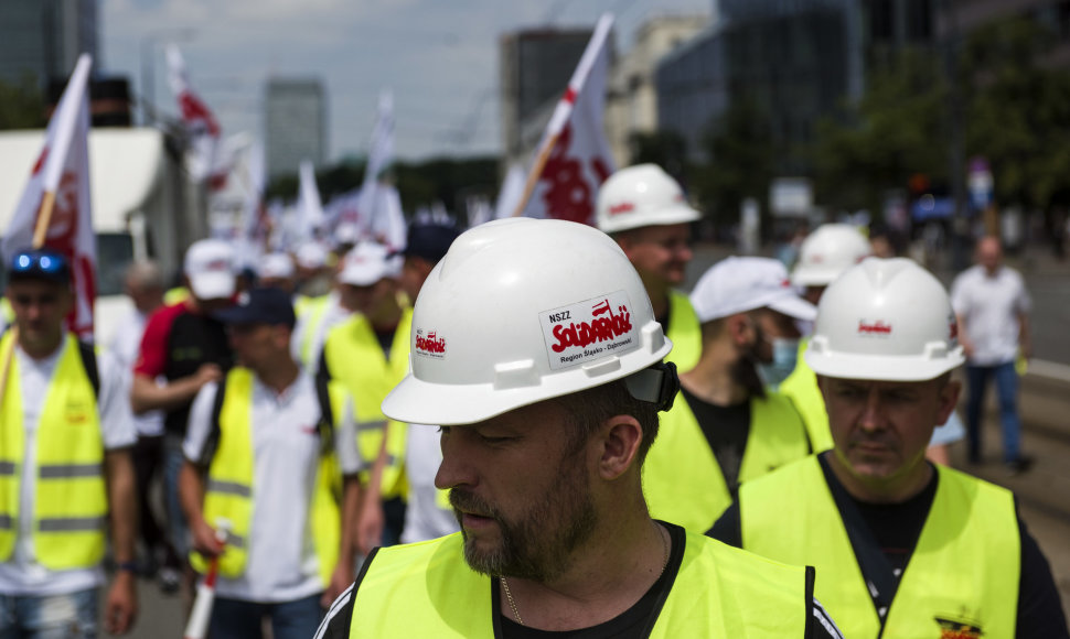 Angliakasių protestas Varšuvoje